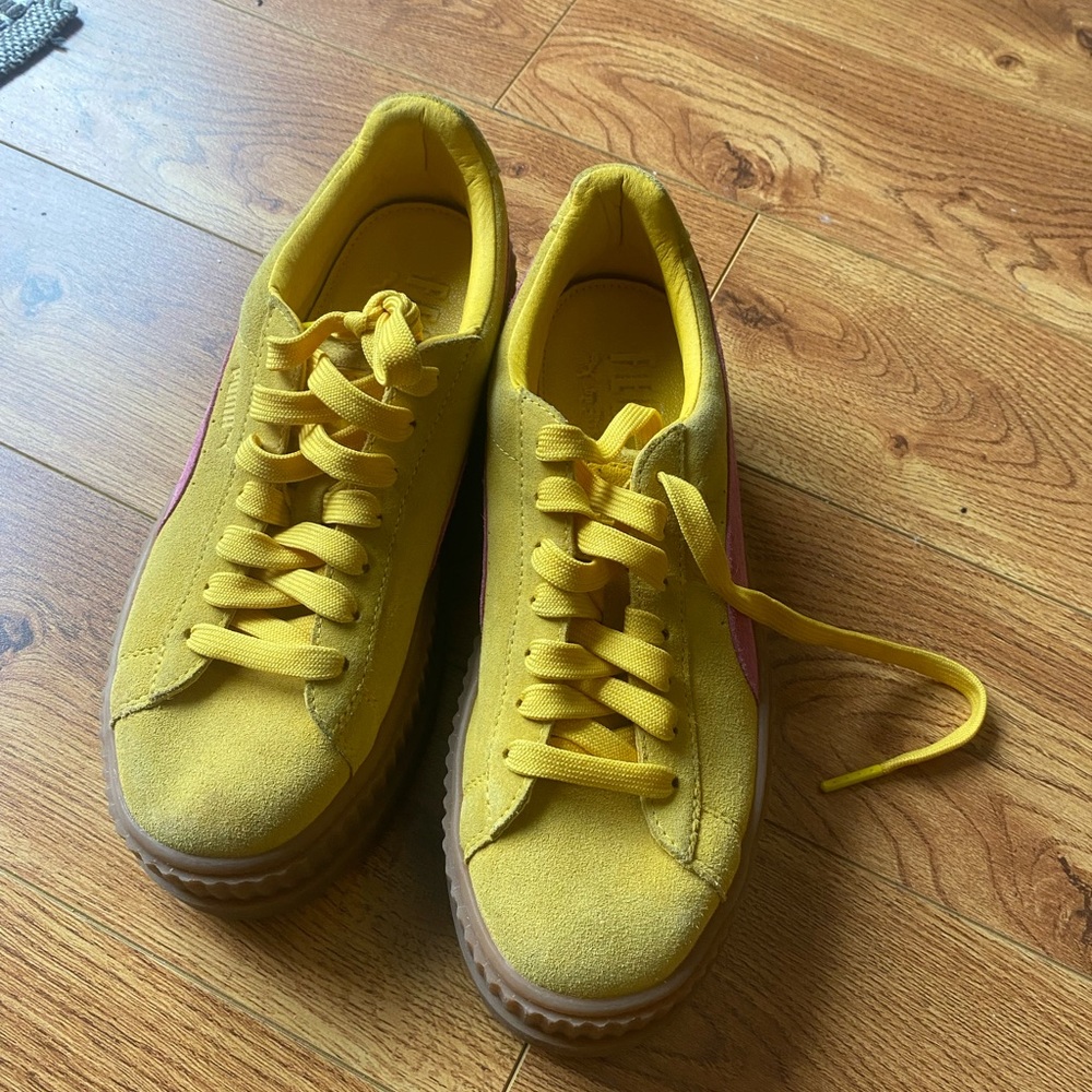 Puma x Rihanna Fenty Cleated Creeper shoes women 8.5 yellow - Picture 2 of 4